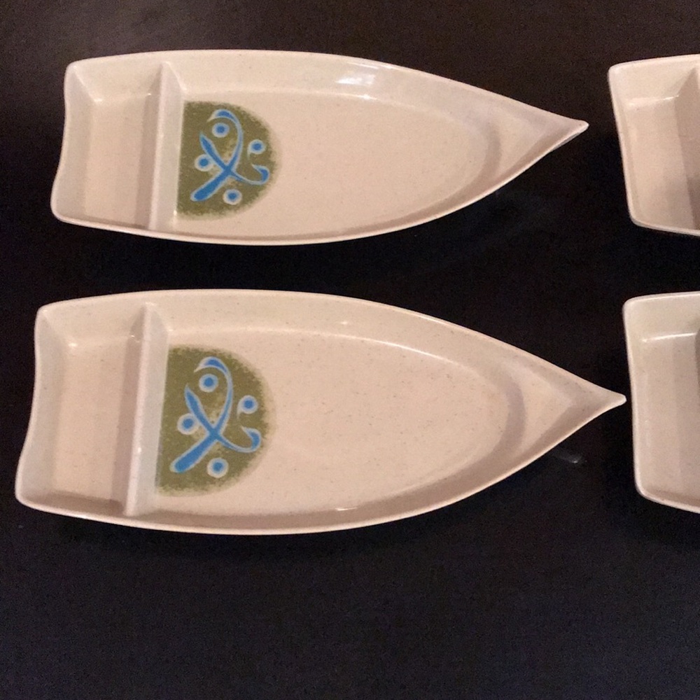Vintage melamine sushi plates 4